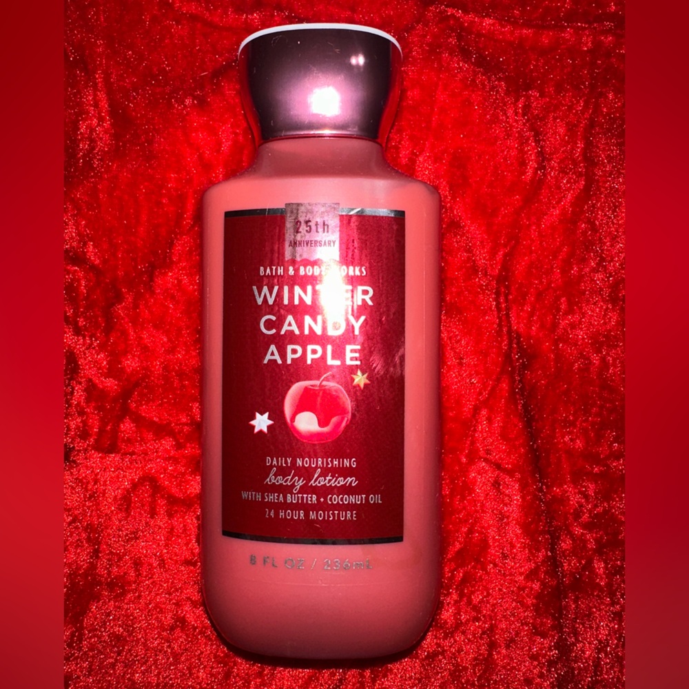 🎄 Bath & Body Works Winter Candy Apple Body Lotion – 8 fl oz (NWT!) - Picture 2 of 3